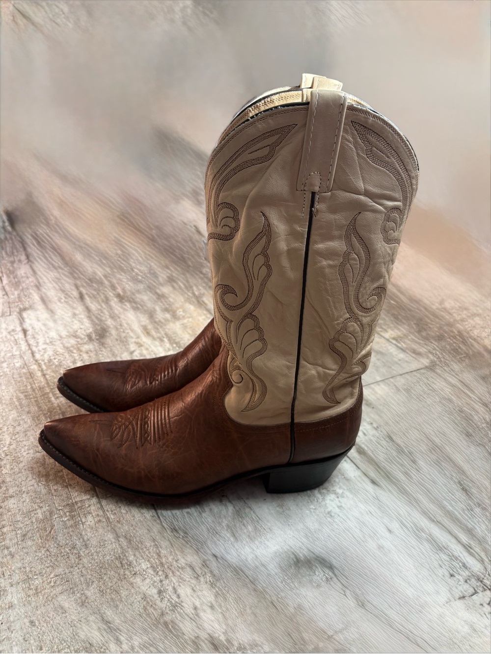 Vintage Dan Post 2 Toned Leather Cowboy Boots